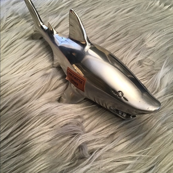 - SHARK Bottle Opener 🦈 - Picture 3 of 5